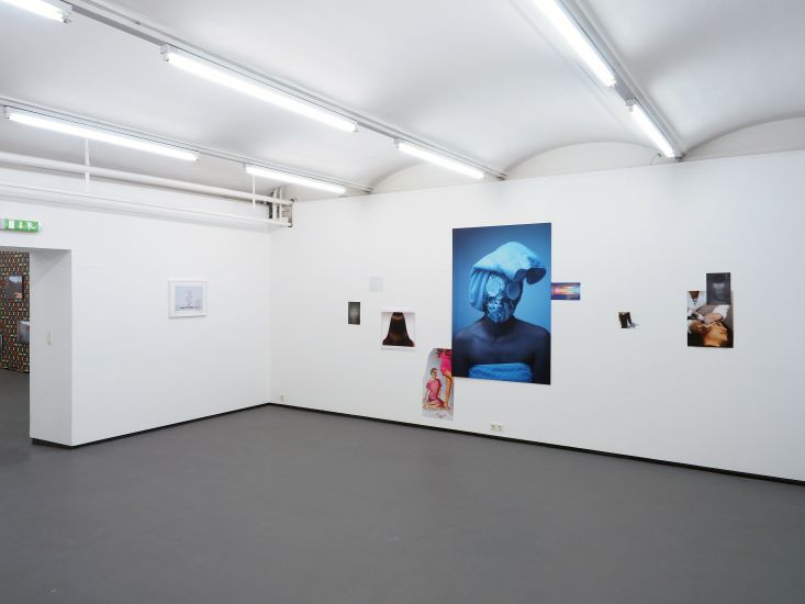 Beauty photo installation